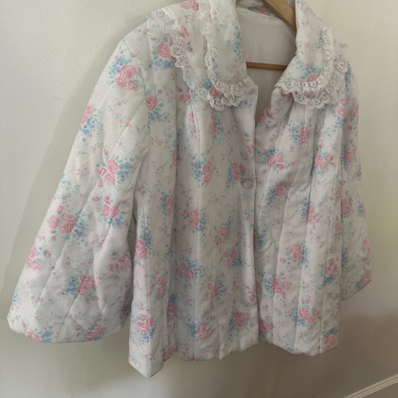 Vintage Handmade Floral Quilted Women's Jacket - Picture 2 of 4